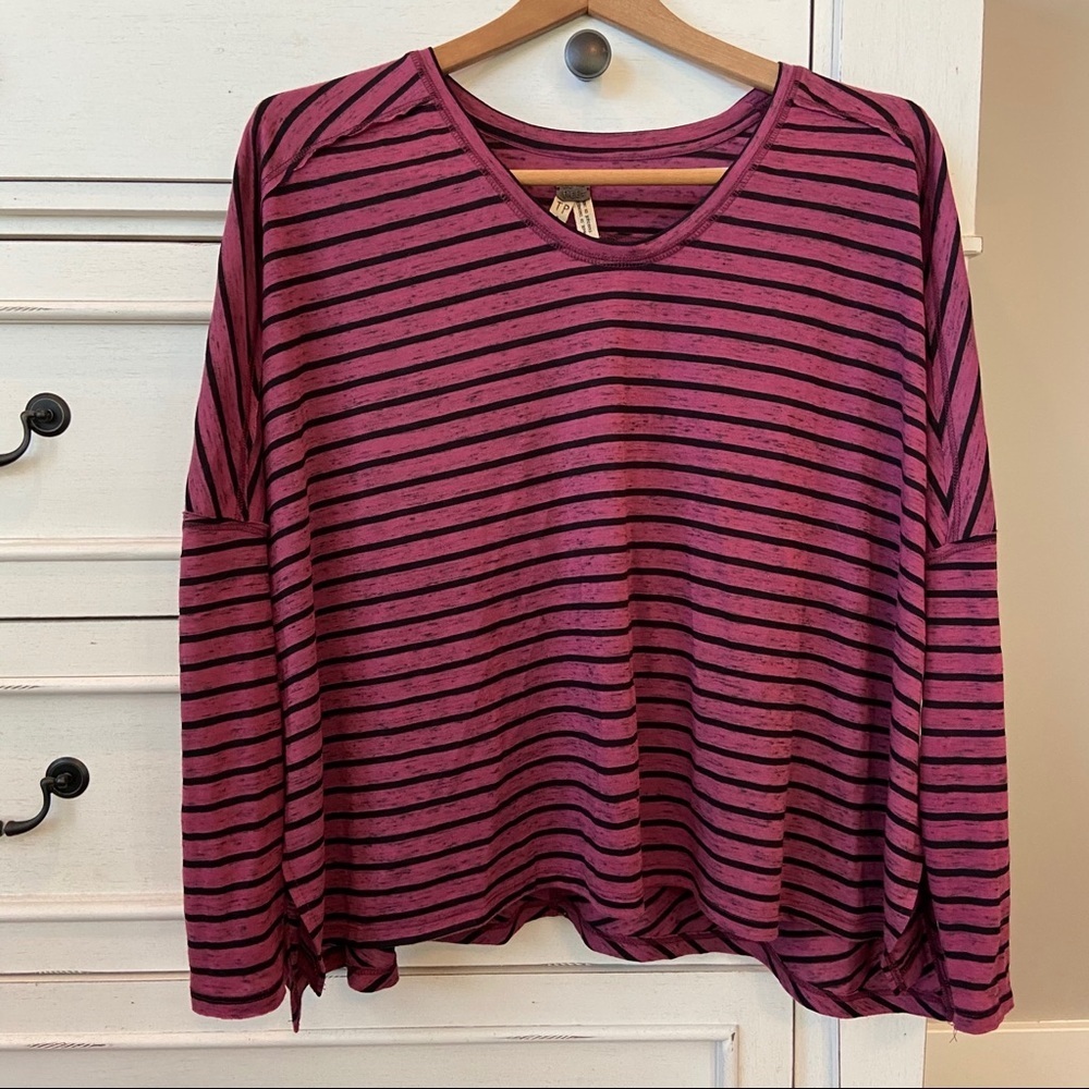 Free People We the Free Striped Oversize Tee Shirt. Size XSmall.